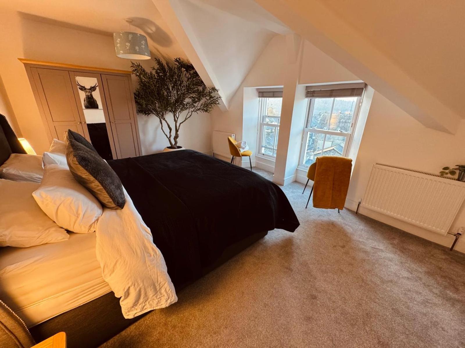 Lola'S Loft With Lake Views - Central Bowness - Pet Friendly Exterior photo